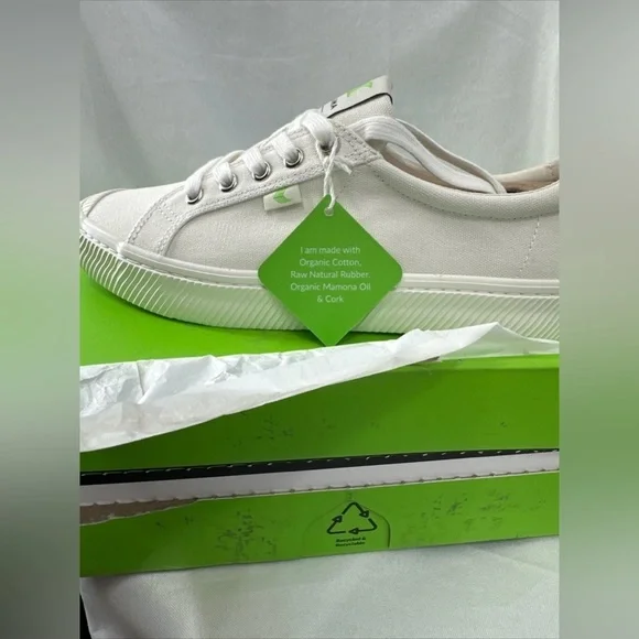 Cariuma OCA Sneakers Womens 9.5 Men’s 8 Off White Low Canvas Shoes New - Picture 2 of 7